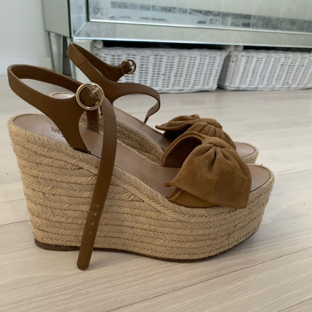 Valentino BRAND NEW wedges